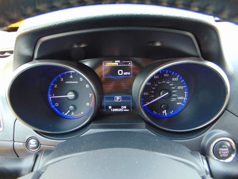 Used 2016 Subaru Outback 2.5i Limited AWD/4WD image 16