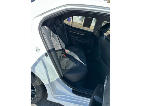 Used 2023 Toyota Camry SE image 23