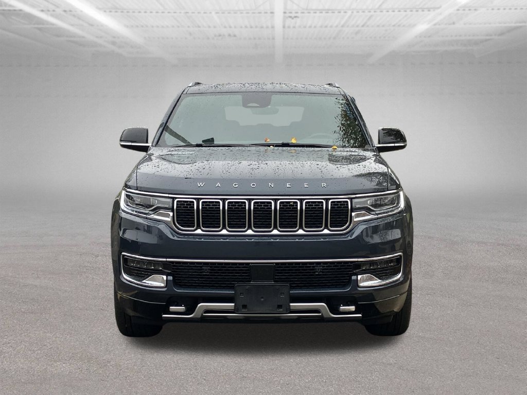 Used 2024 Jeep Wagoneer L Series II w/ HD Trailer Tow Package AWD/4WD image 2