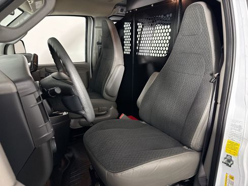 Used 2025 GMC Savana 2500 w/ Driver Convenience Package RWD image 20