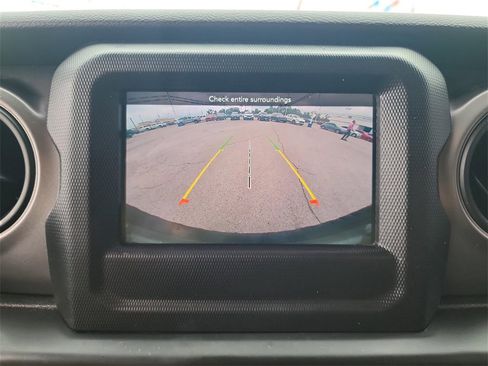 Used 2023 Jeep Wrangler Sport image 18