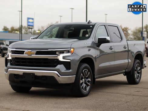 Used 2023 Chevrolet Silverado 1500 LT image 3