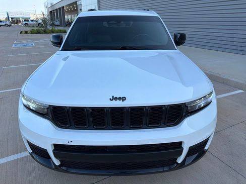 Used 2021 Jeep Grand Cherokee L Laredo AWD/4WD image 8