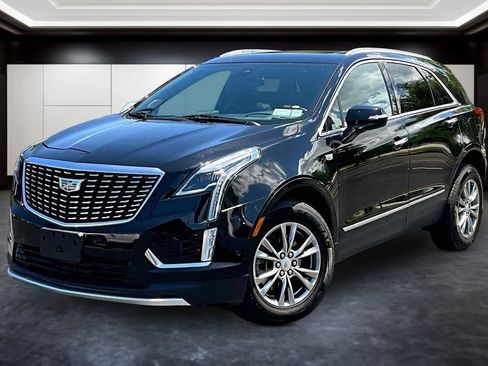 Certified 2023 Cadillac XT5 Premium Luxury w/ Technology Package AWD/4WD image 3