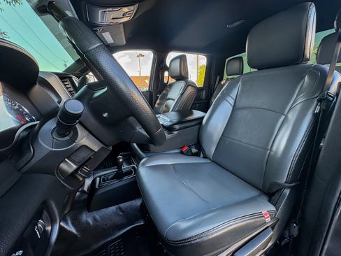 Used 2024 RAM 2500 Tradesman w/ Chrome Appearance Group AWD/4WD image 24