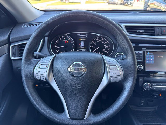 Used 2016 Nissan Rogue SV w/ SV Premium Package AWD/4WD image 11