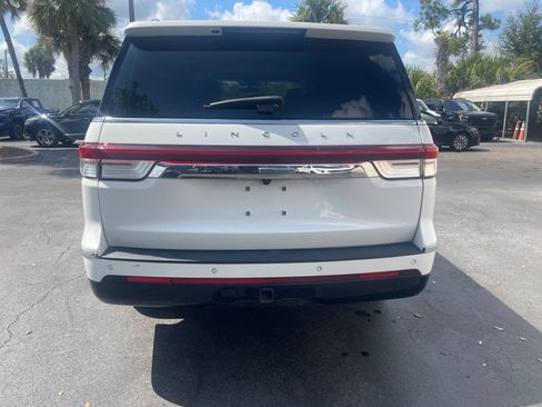 Used 2023 Lincoln Navigator L Reserve AWD/4WD image 4