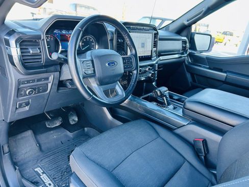 Used 2022 Ford F150 XLT w/ Equipment Group 302A High image 16