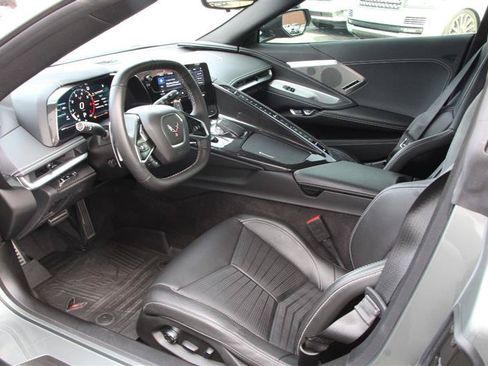 Used 2023 Chevrolet Corvette Stingray Preferred Cpe w/ Z51 Performance Package RWD image 18