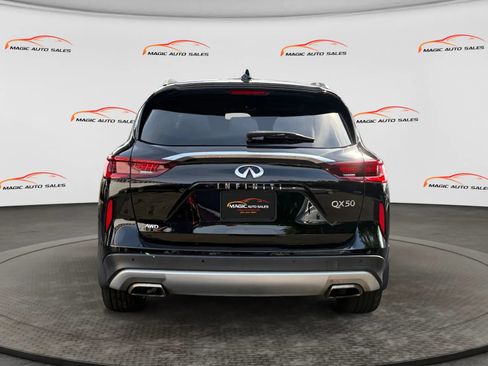 Used 2022 INFINITI QX50 Luxe AWD/4WD image 9