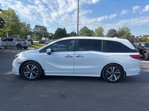 Used 2024 Honda Odyssey Touring image 4