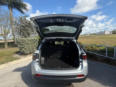 New 2026 Jeep Compass Latitude image 35