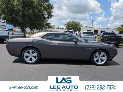 Used 2015 Dodge Challenger R/T Plus RWD image 2