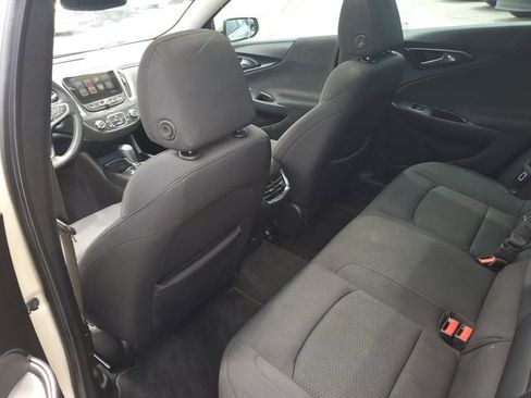 Used 2016 Chevrolet Malibu LT FWD image 31