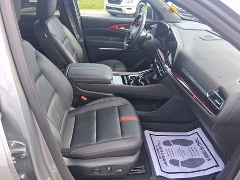 Used 2024 Chevrolet Traverse RS w/ LPO, Floor Liner Package AWD/4WD image 26