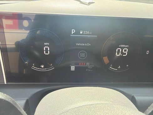 Certified 2026 Hyundai Tucson SEL Plus AWD/4WD image 9