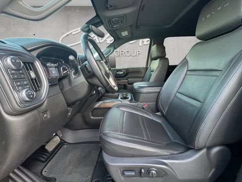 Used 2023 GMC Sierra 2500 Denali w/ Denali Black Diamond Edition AWD/4WD image 19