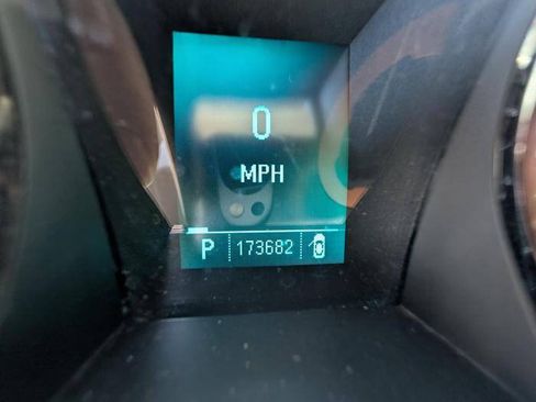 Used 2011 Buick LaCrosse CX FWD image 37