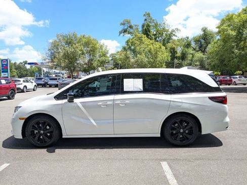 Certified 2023 Honda Odyssey Sport image 11