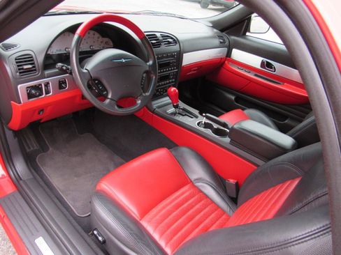 Used 2002 Ford Thunderbird RWD image 4