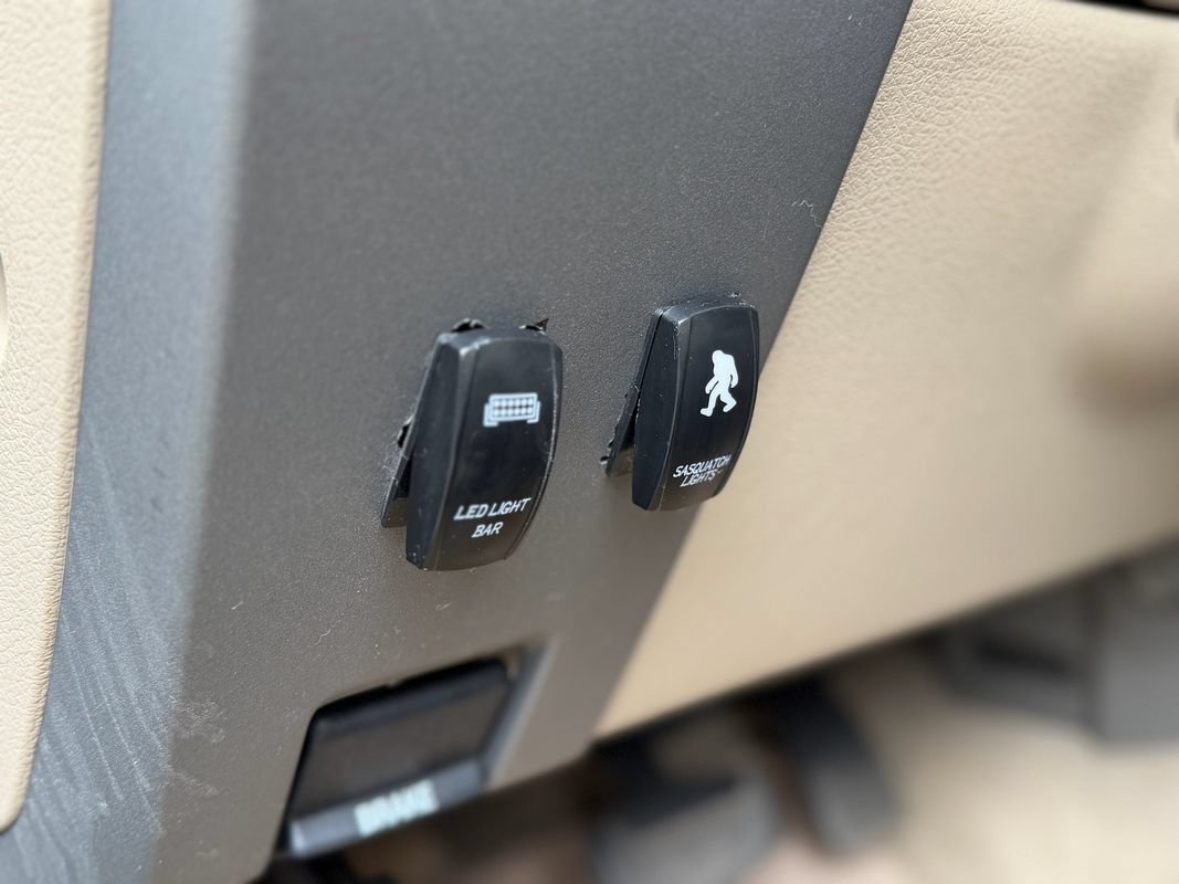 Used 2004 Ford F150 Lariat AWD/4WD image 18