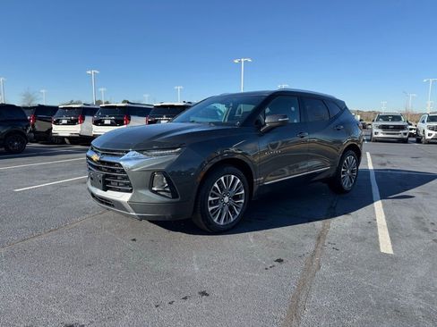 Used 2020 Chevrolet Blazer Premier image 3