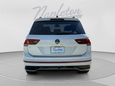 Used 2022 Volkswagen Tiguan SE R-Line FWD image 7