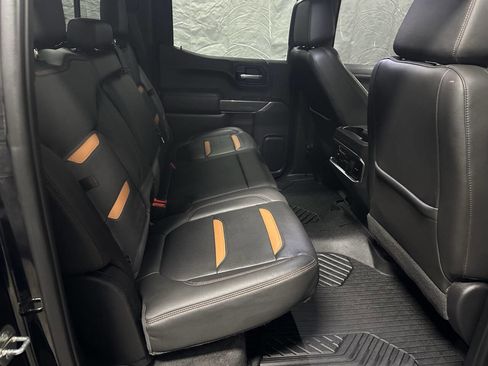 Used 2020 GMC Sierra 1500 AT4 w/ AT4 Premium Package image 8