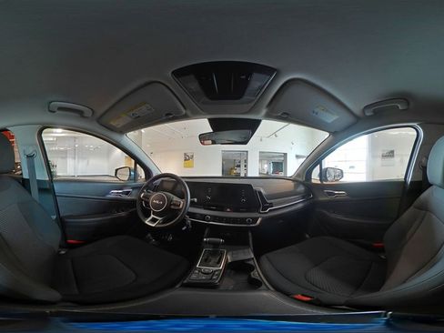 Used 2025 Kia Sportage LX FWD image 42