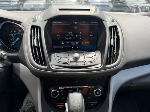 Used 2015 Ford Escape SE w/ Equipment Group 201A FWD image 21