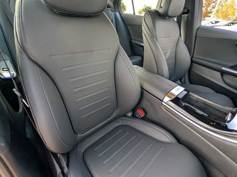 New 2026 Mercedes-Benz C 300 Sedan image 20