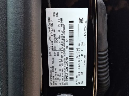 Used 2025 Ford Escape ST-Line Select AWD/4WD image 25