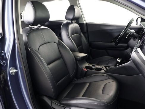 Used 2022 Kia Niro Touring Special Edition image 32