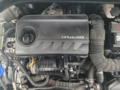 Used 2018 Hyundai Elantra ECO image 30