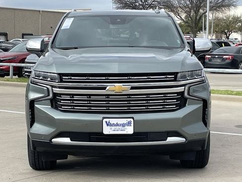 Used 2023 Chevrolet Suburban Premier image 7