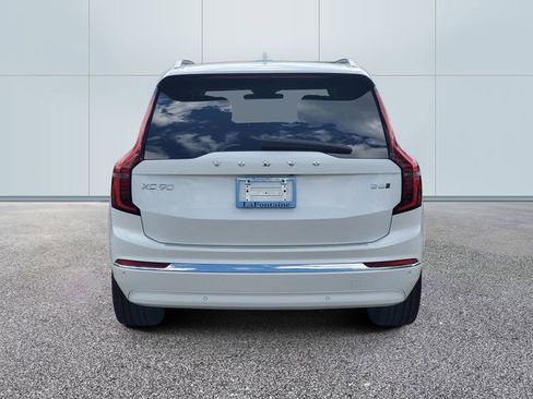 Certified 2025 Volvo XC90 B6 Plus w/ Protection Package Premier AWD/4WD image 5