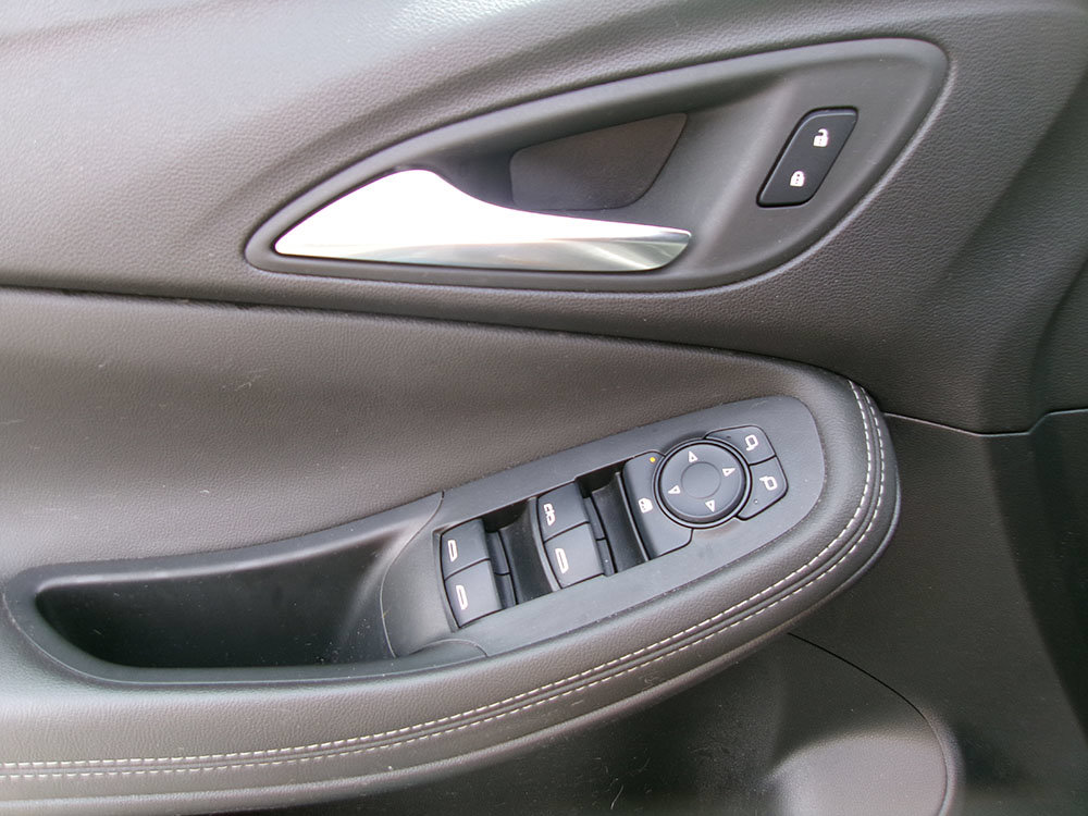 Used 2024 Buick Encore GX Sport Touring w/ Comfort Package AWD/4WD image 15