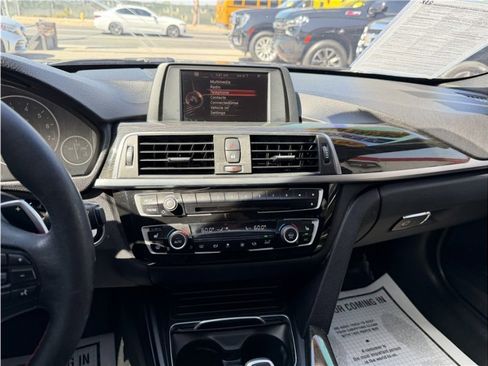 Used 2017 BMW 330i Sedan RWD image 37