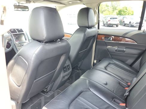 Used 2014 Lincoln MKX AWD w/ Equipment Group 102A image 29