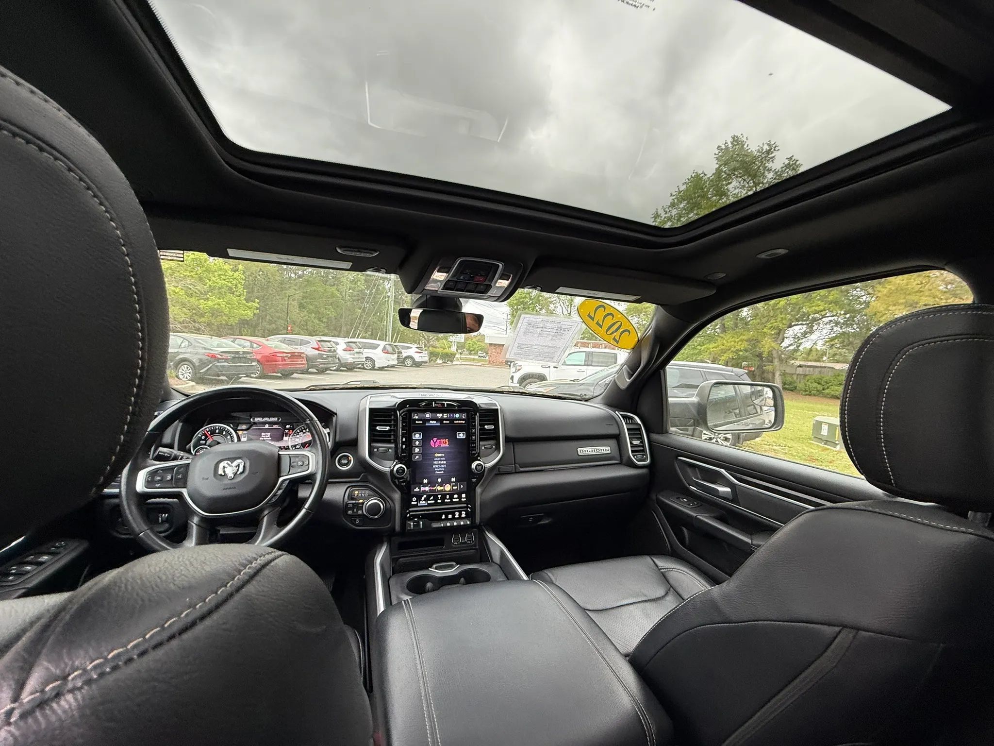 Used 2022 RAM 1500 Big Horn AWD/4WD image 14
