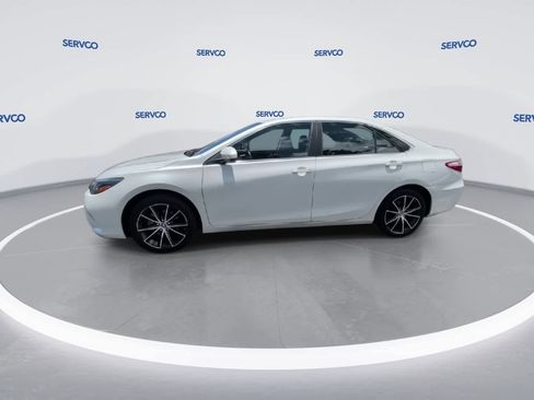Used 2017 Toyota Camry XSE FWD image 5