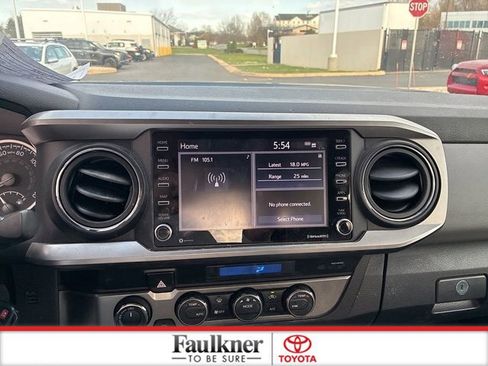 Certified 2022 Toyota Tacoma SR5 image 28