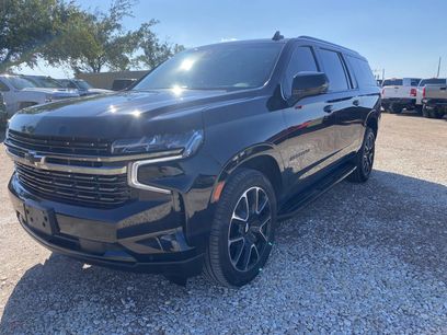 Used 2022 Chevrolet Suburban RST w/ Sport Performance Package