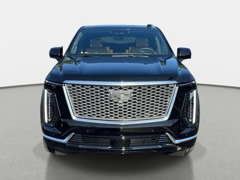 New 2026 Cadillac Escalade Luxury w/ LPO, Radiant Package AWD/4WD image 10