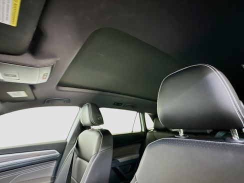 Used 2023 Volkswagen Atlas Cross Sport SE w/ Panoramic Sunroof Package AWD/4WD image 27