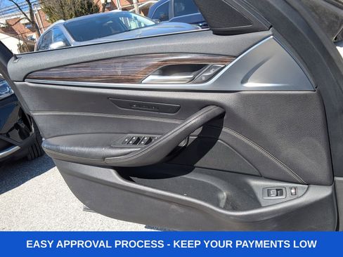 Used 2018 BMW 530e xDrive w/ Premium Package 2 image 37