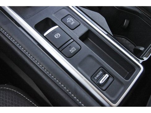 Used 2024 Nissan Pathfinder SV FWD image 28