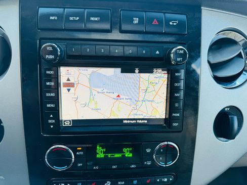 Used 2013 Ford Expedition EL Limited image 11