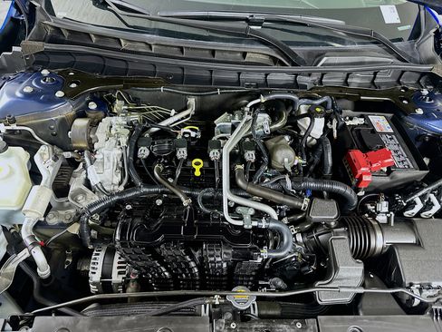 Used 2025 Nissan Altima 2.5 SV image 31