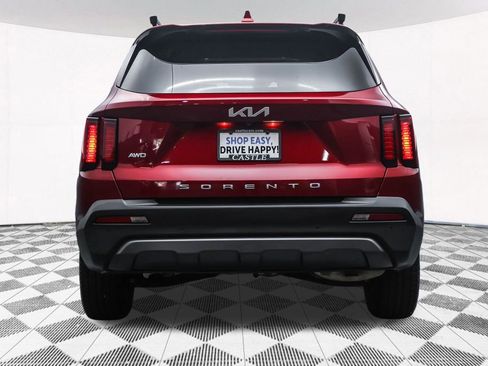 Used 2022 Kia Sorento S image 13